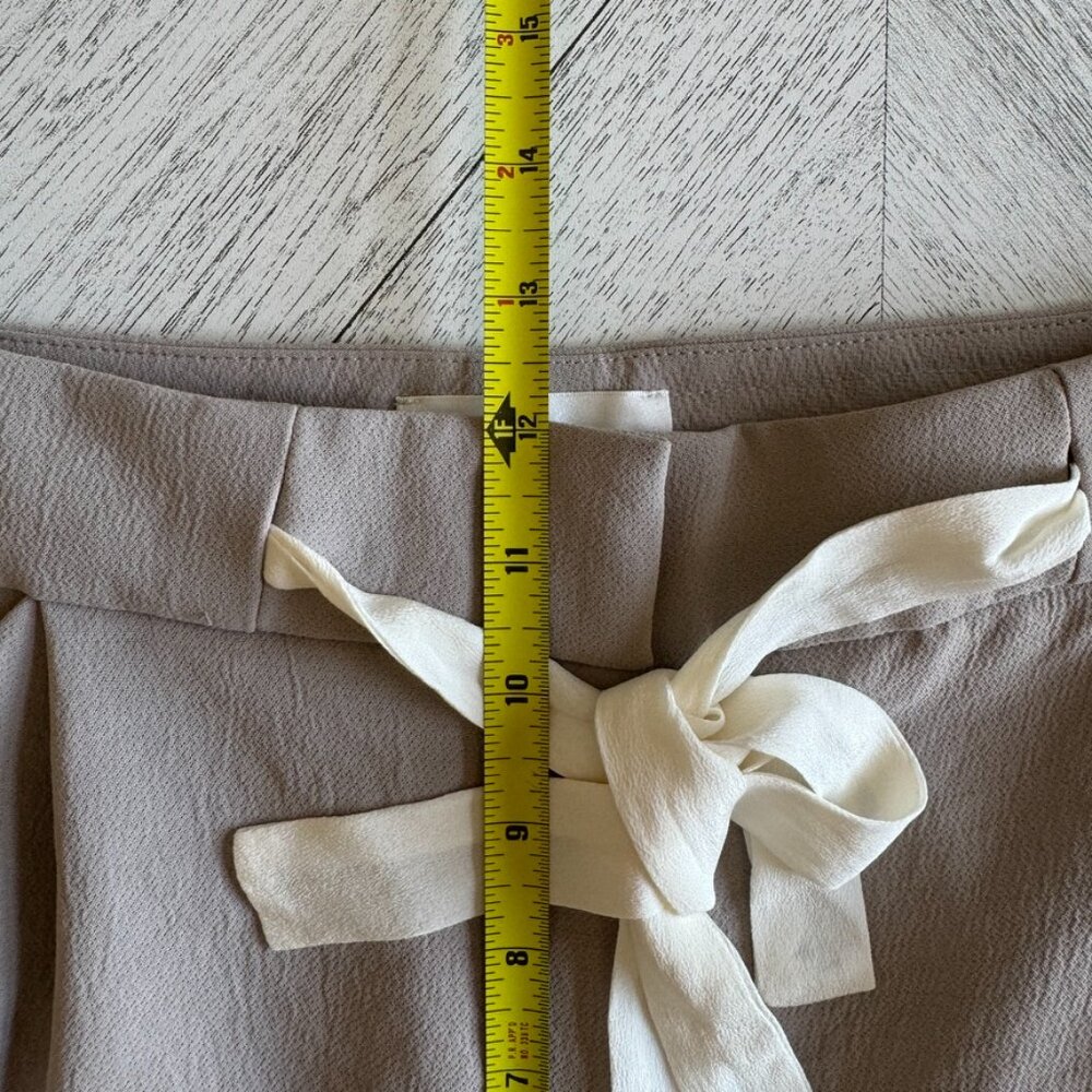 Aritzia | Wilfred Allant Pant in Taupe Grey - Size 12 - Picture 10 of 11